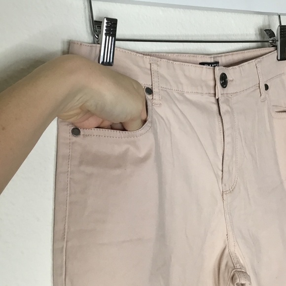 Buffalo Pale Pink Mid-Rise Skinny Pants - Picture 3 of 6